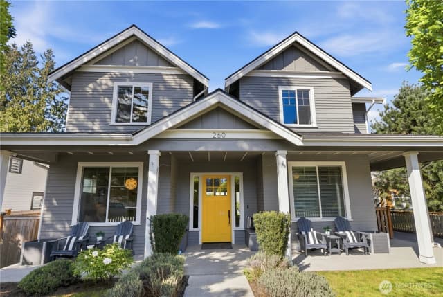 Property photo for 260 Ne Alder Street, Issaquah photo 2