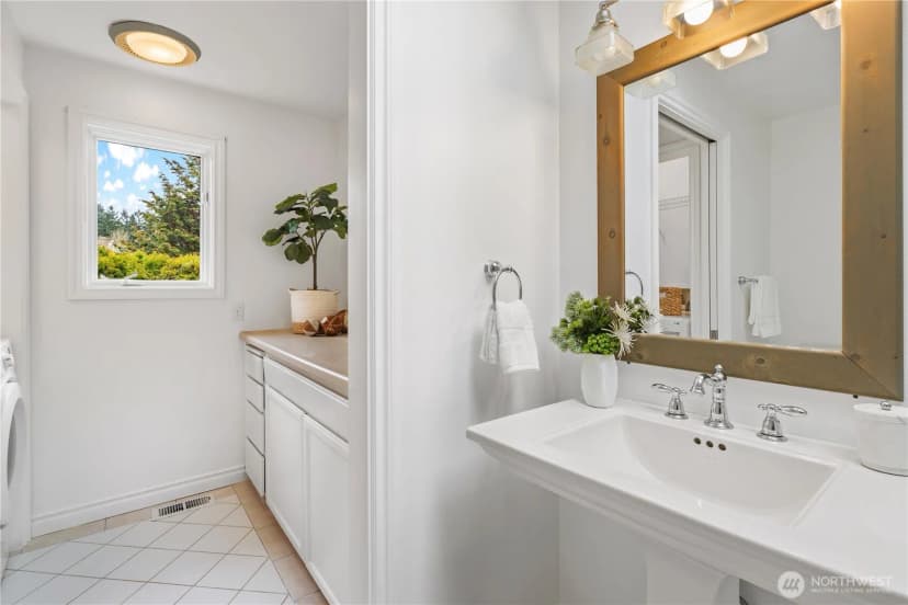 Property photo for 14021 Se 64th St, Bellevue photo 24