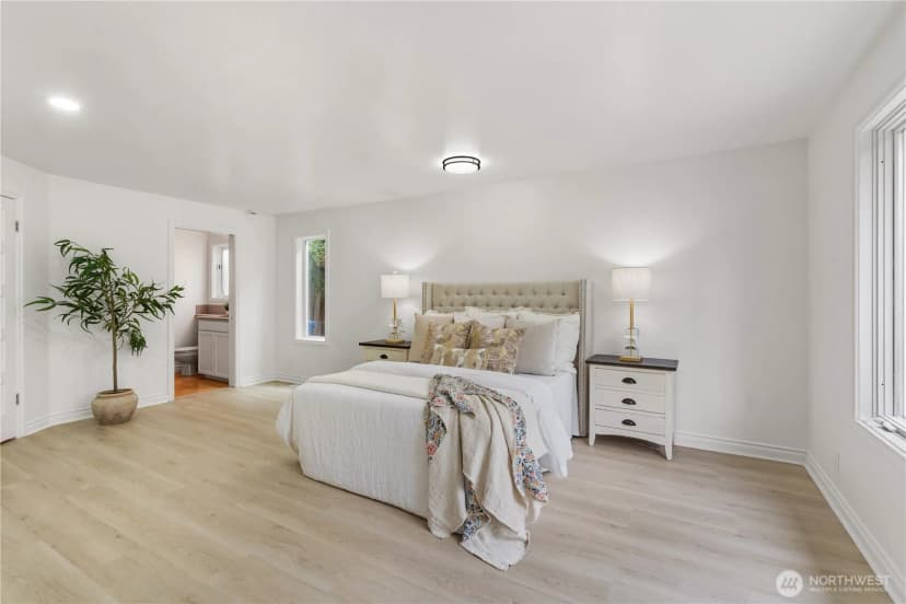 Property photo for 14021 Se 64th St, Bellevue photo 14