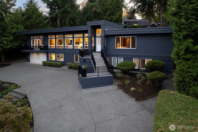 Property photo for 6145 93rd Avenue Se, Mercer Island photo 2