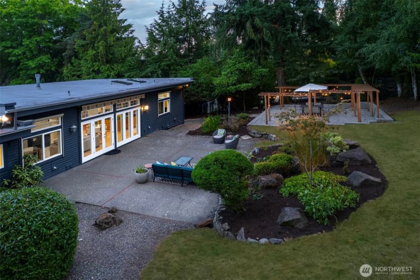 Property photo for 6145 93rd Avenue Se, Mercer Island photo 31