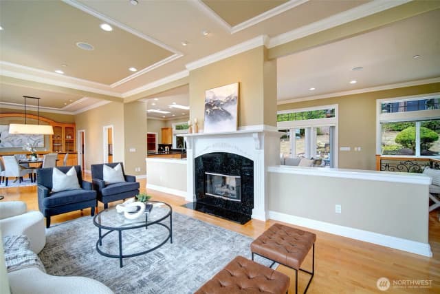 Property photo for 6145 93rd Avenue Se, Mercer Island photo 5