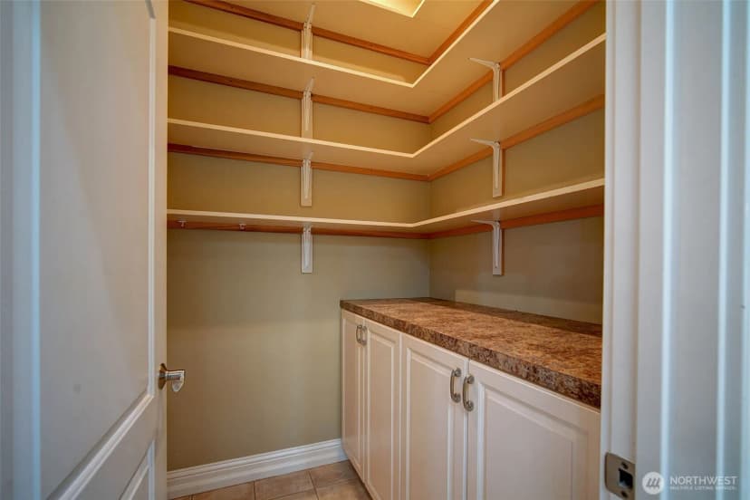 Property photo for 6145 93rd Avenue Se, Mercer Island photo 12