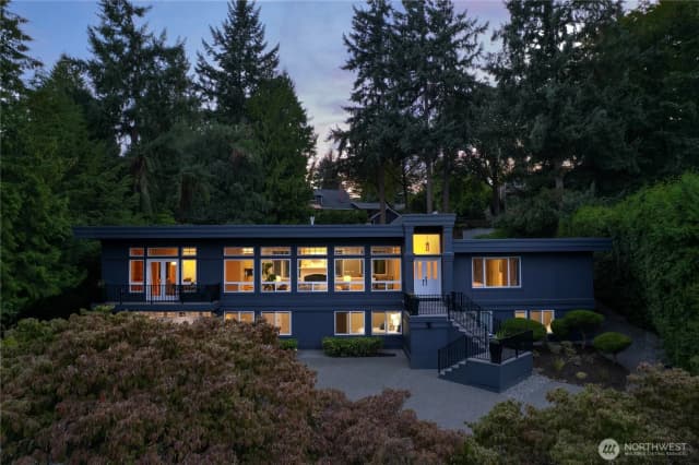 Property photo for 6145 93rd Avenue Se, Mercer Island photo 3