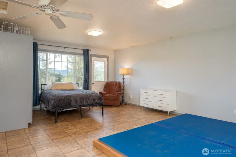Property photo for 202 Redwing Road, Woodland photo 19