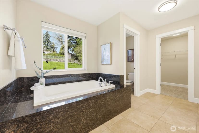 Property photo for 14911 58th Avenue S, Tukwila photo 15