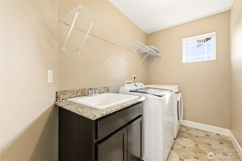 Property photo for 14911 58th Avenue S, Tukwila photo 21
