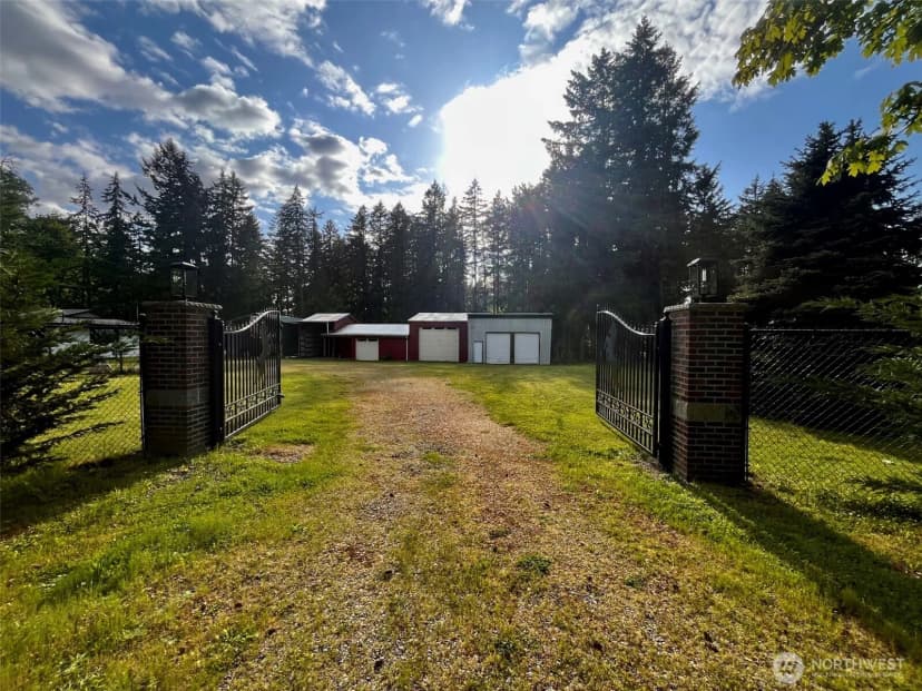 Property photo for 0 164th Avenue Se, Kent
