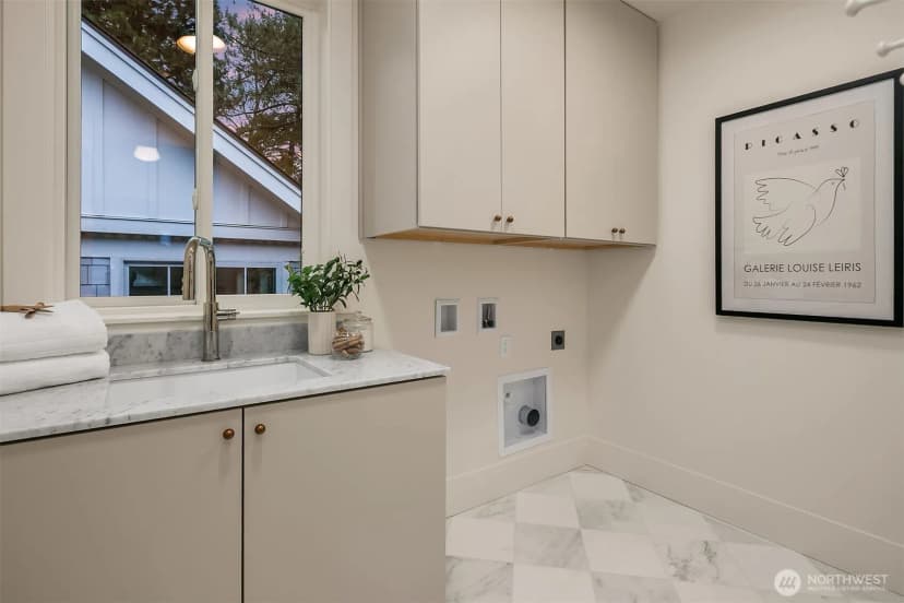 Property photo for 1027 Mcgilvra Boulevard E, Seattle photo 28