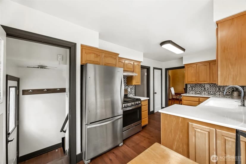 Property photo for 5002 6th Avenue, Tacoma photo 16