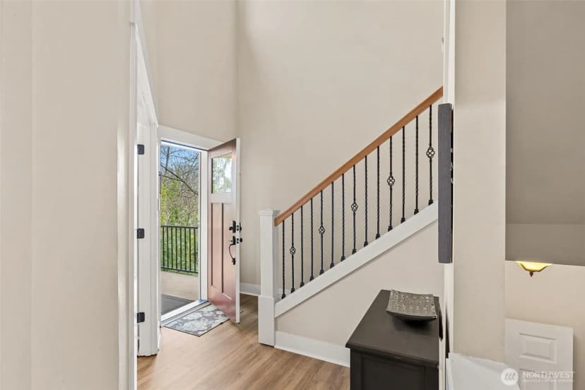 Property photo for 4618 S 140th Street, Tukwila photo 3