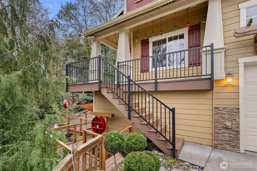 Property photo for 4618 S 140th Street, Tukwila photo 2