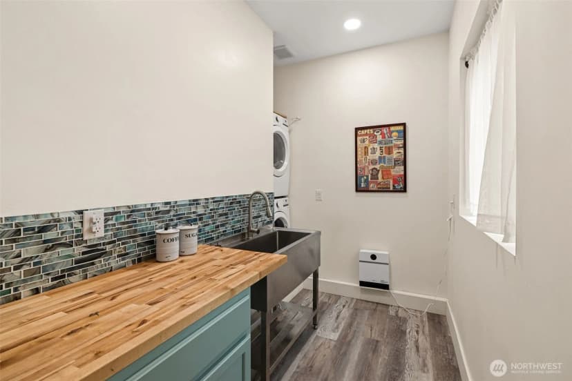 Property photo for 4618 S 140th Street, Tukwila photo 34