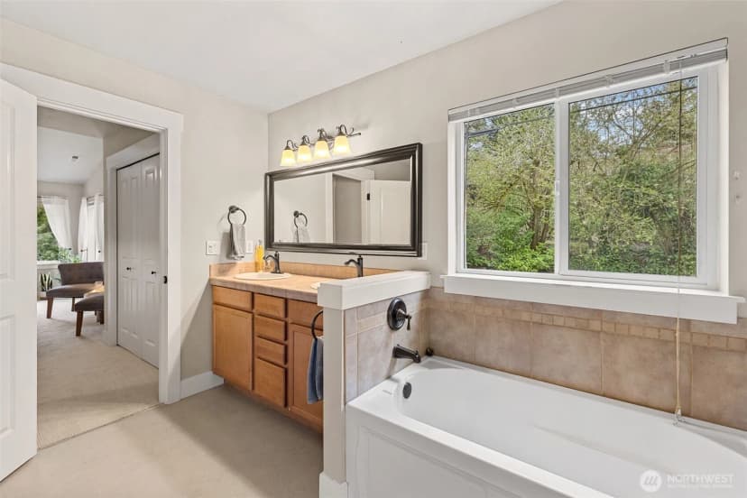 Property photo for 4618 S 140th Street, Tukwila photo 21