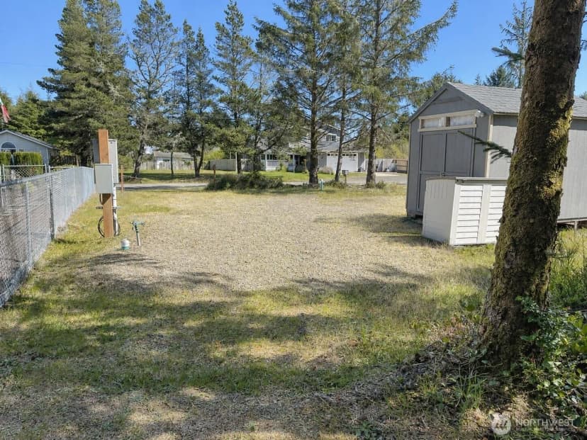 Property photo for 583 Meadow Avenue Ne, Ocean Shores photo 12