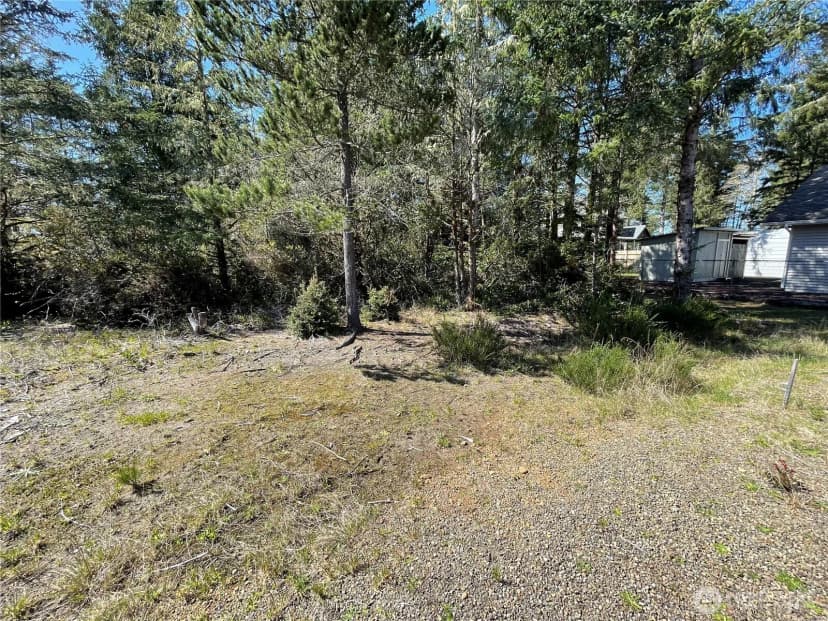 Property photo for 583 Meadow Avenue Ne, Ocean Shores photo 14