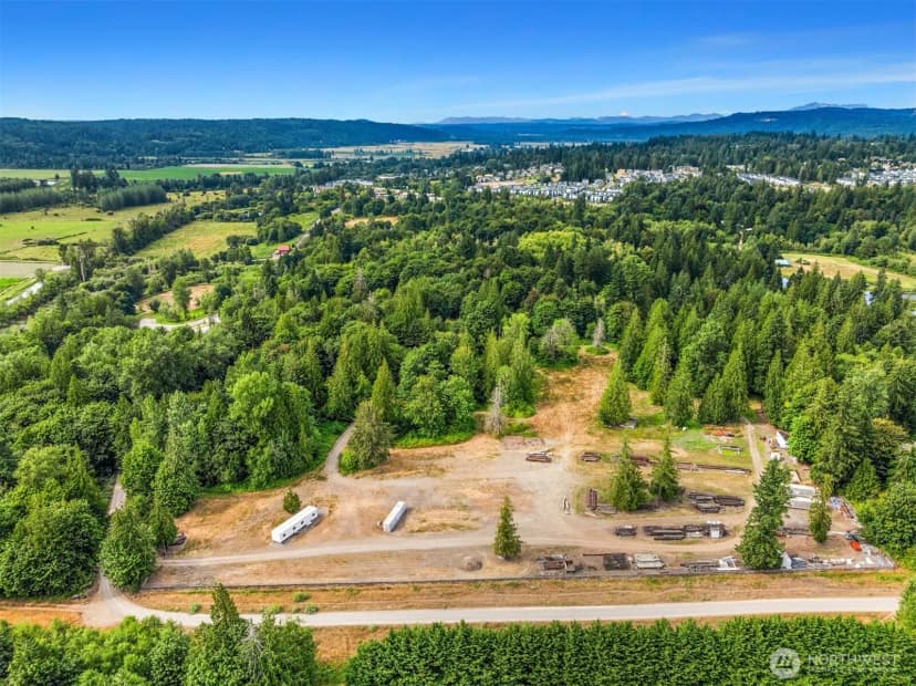 Property photo for 13 Xxx Carnation Duvall Road Ne, Duvall photo 9