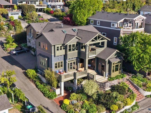 Property photo for 3310 59th Avenue Sw #a, Seattle