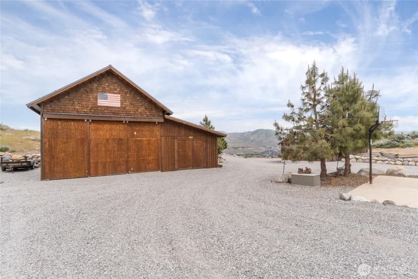 Property photo for 240 Little Butte Ranch Road, Chelan photo 32