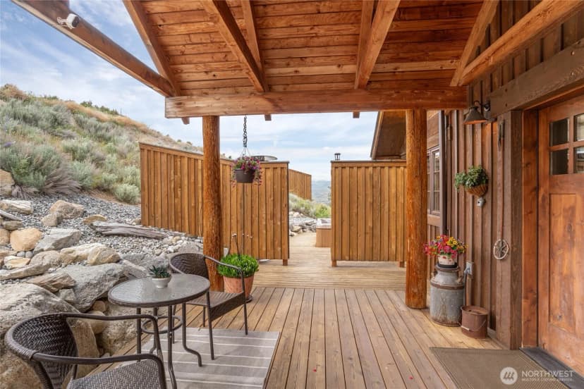 Property photo for 240 Little Butte Ranch Road, Chelan photo 18