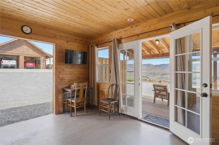 Property photo for 240 Little Butte Ranch Road, Chelan photo 37