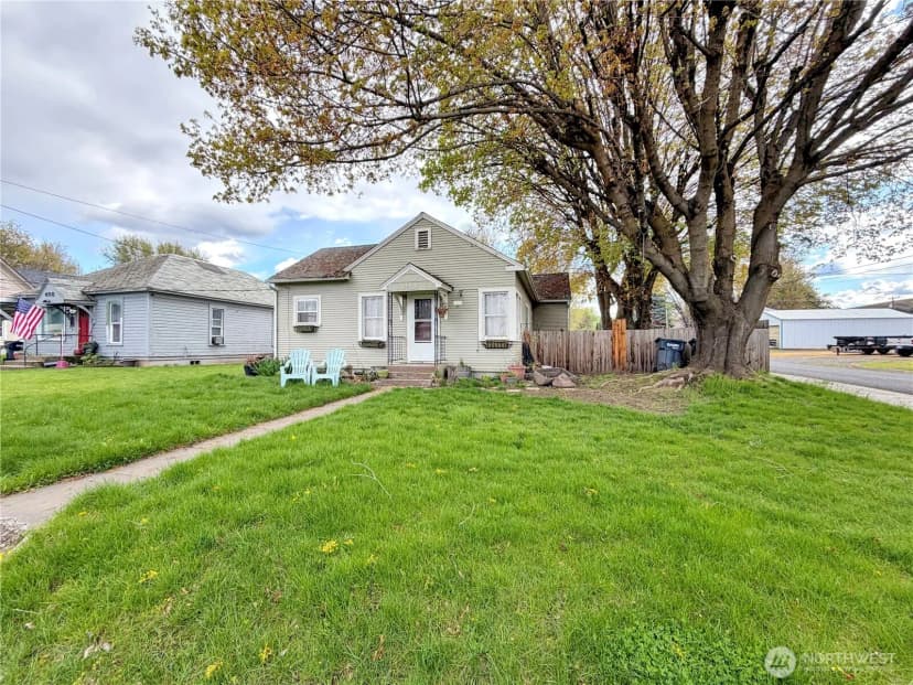 Property photo for 404 E Sixth, Waitsburg photo 19