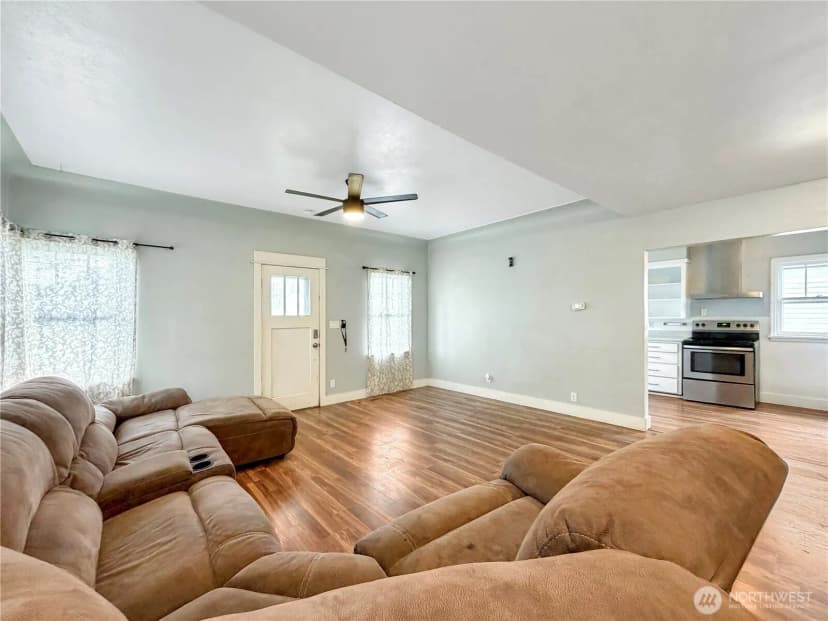 Property photo for 404 E Sixth, Waitsburg photo 10