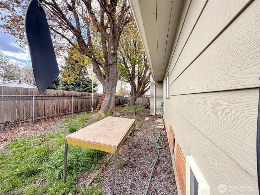 Property photo for 404 E Sixth, Waitsburg photo 17