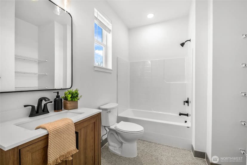 Property photo for 27523 102nd Avenue Nw #d, Stanwood photo 14