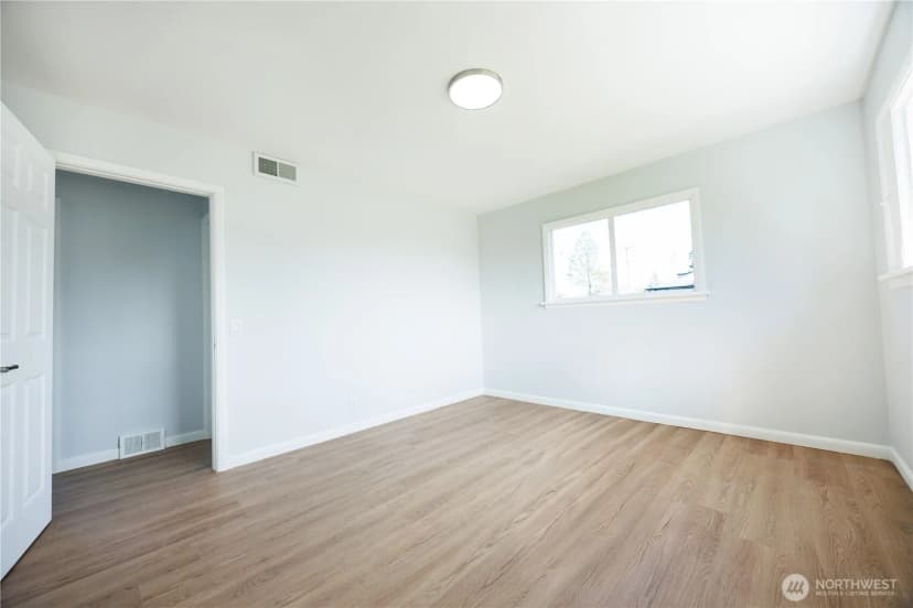 Property photo for 1534 E Section Street, Mount Vernon photo 15