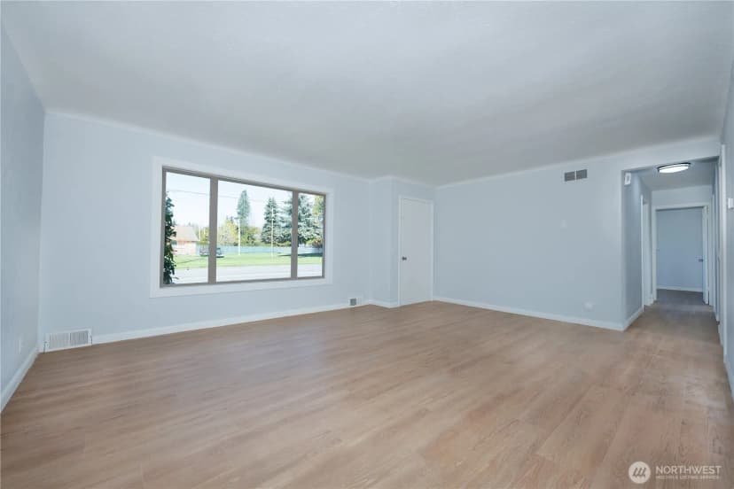 Property photo for 1534 E Section Street, Mount Vernon photo 6