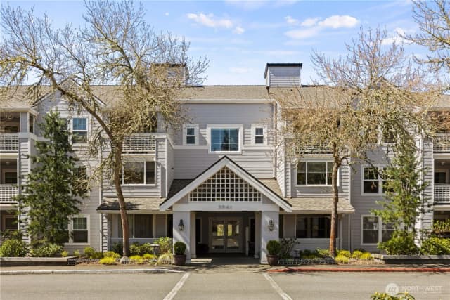Property photo for 3941 226th Place Se #209, Issaquah photo 2
