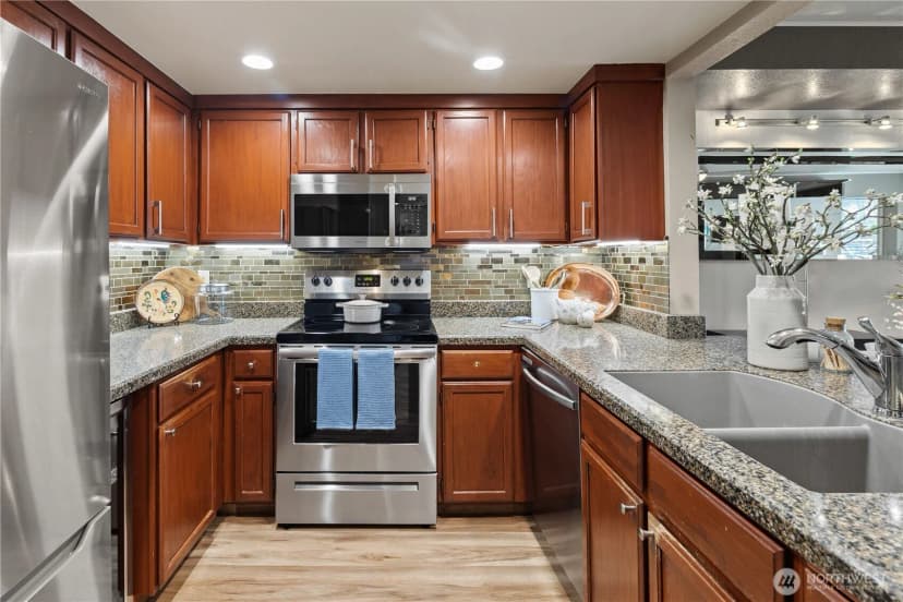 Property photo for 3941 226th Place Se #209, Issaquah photo 14