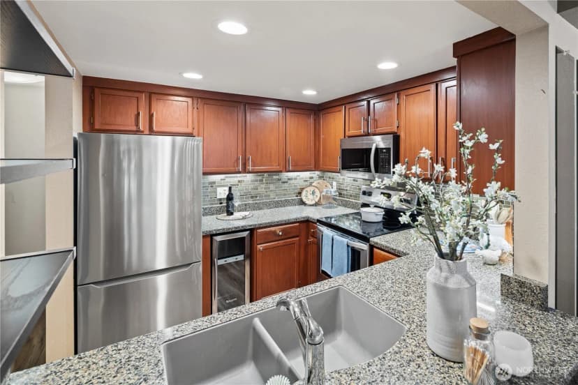 Property photo for 3941 226th Place Se #209, Issaquah photo 16