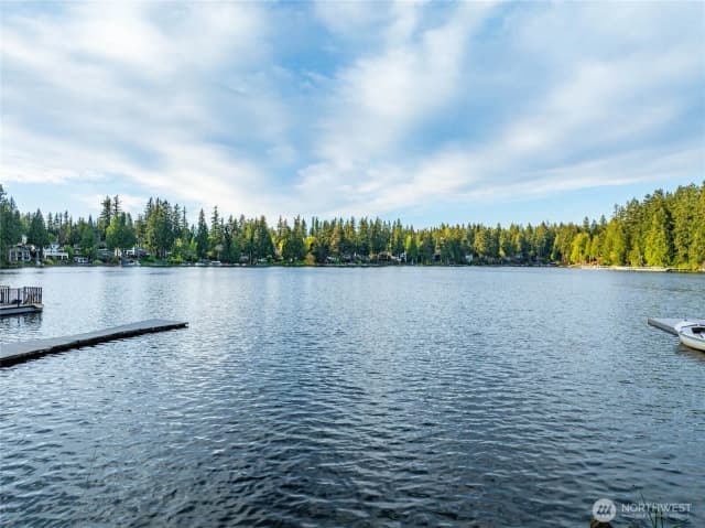 Property photo for 2712 222nd Avenue Se, Sammamish