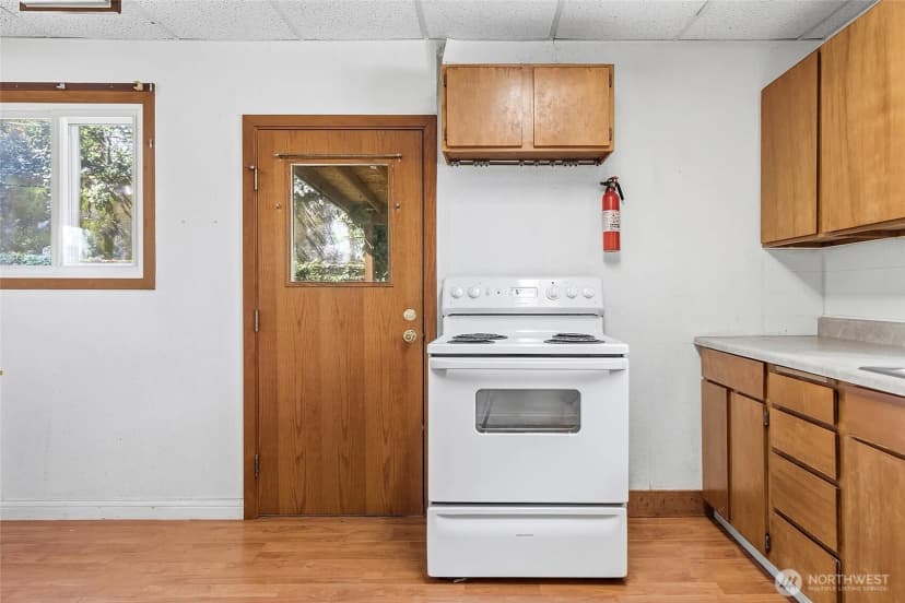 Property photo for 11653 Glendale Way S, Seattle photo 12