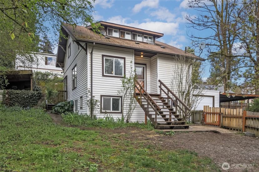 Property photo for 11653 Glendale Way S, Seattle