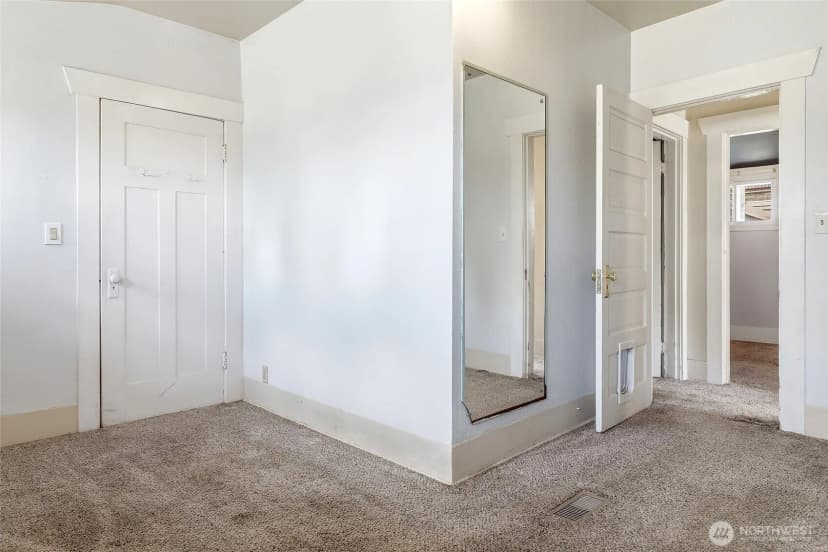 Property photo for 11653 Glendale Way S, Seattle photo 30