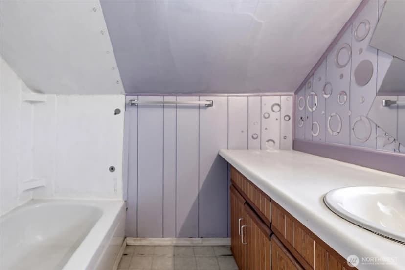 Property photo for 11653 Glendale Way S, Seattle photo 23