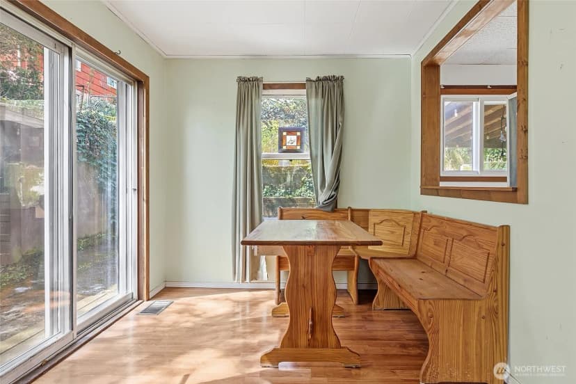 Property photo for 11653 Glendale Way S, Seattle photo 10