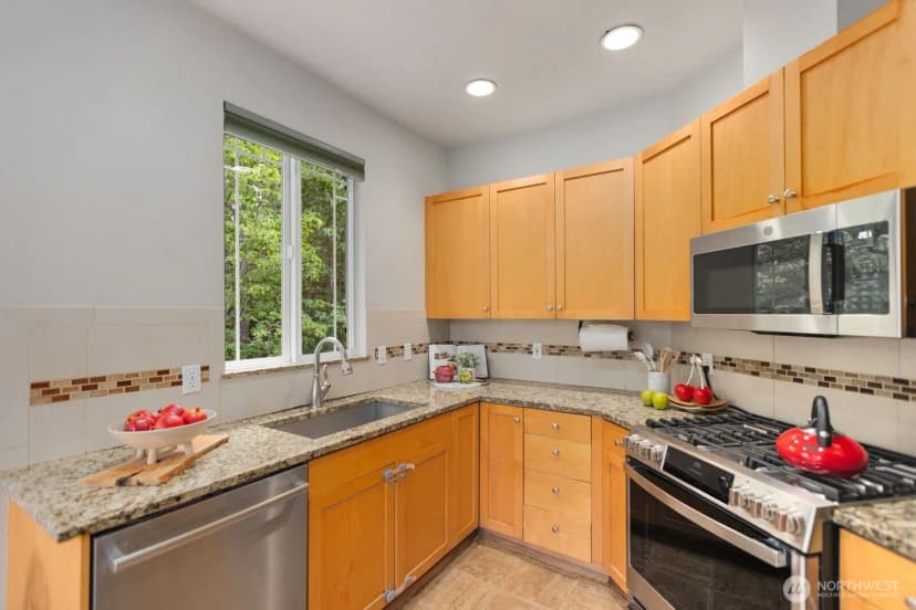 Property photo for 4493 248th Lane Se, Sammamish photo 13