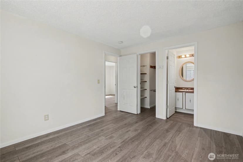 Property photo for 7532 14th Avenue Ne, Olympia photo 19
