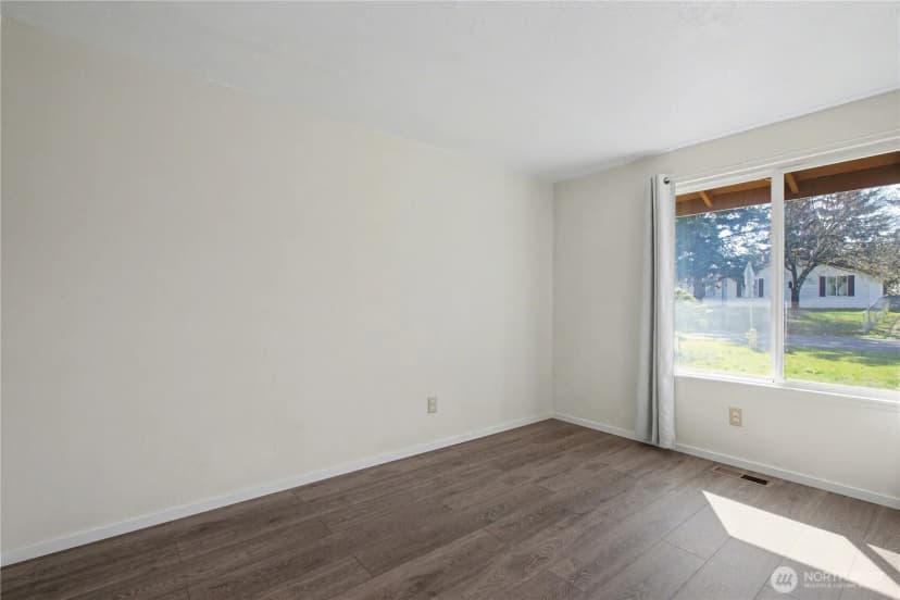 Property photo for 7532 14th Avenue Ne, Olympia photo 16
