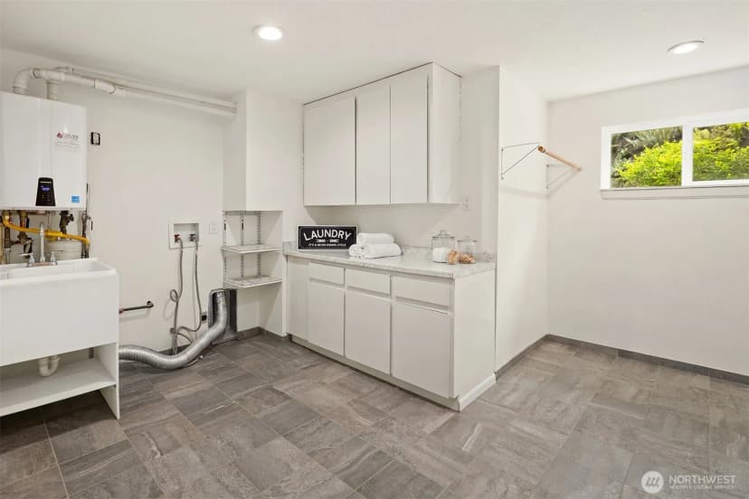 Property photo for 10612 Macarthur Lane, Mukilteo photo 32