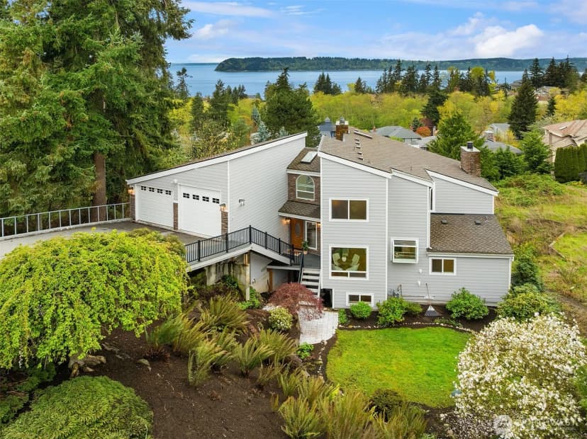 Property photo for 10612 Macarthur Lane, Mukilteo
