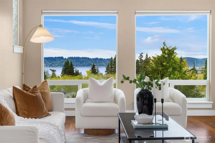 Property photo for 10612 Macarthur Lane, Mukilteo photo 16