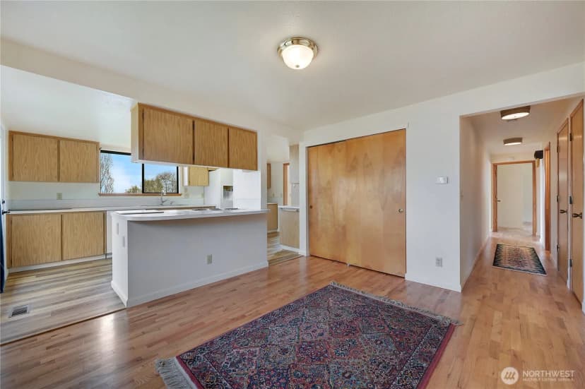 Property photo for 2601 2nd Avenue E, Port Orchard photo 18