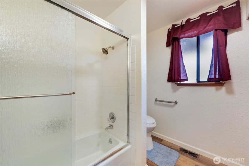 Property photo for 2601 2nd Avenue E, Port Orchard photo 23