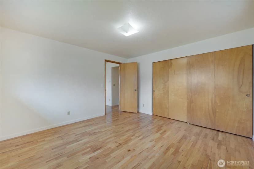 Property photo for 2601 2nd Avenue E, Port Orchard photo 21