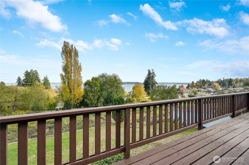 Property photo for 2601 2nd Avenue E, Port Orchard photo 10